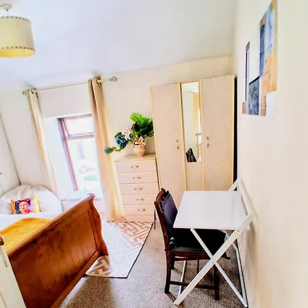 Holiday home Cosy 3-bedroom Townhouse With Garden Wexford